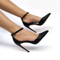 Décolleté><noscript><img width=