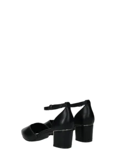 Décolleté><noscript><img width=