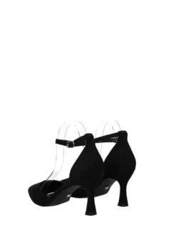 Décolleté><noscript><img width=