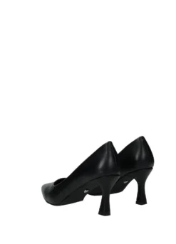 Décolleté><noscript><img width=
