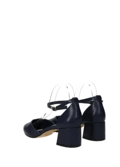 Décolleté><noscript><img width=