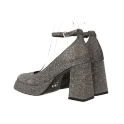 Décolleté><noscript><img width=