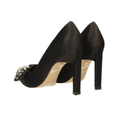 Décolleté><noscript><img width=