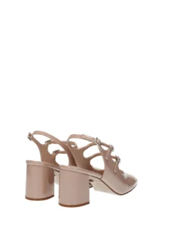 Décolleté><noscript><img width=