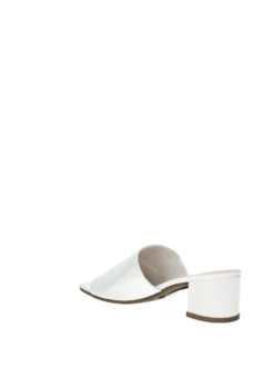 Sandali><noscript><img width=