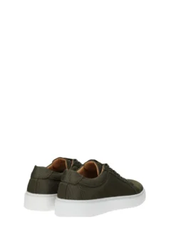 Sneakers><noscript><img width=