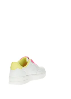 Sneakers><noscript><img width=