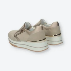 Sneakers><noscript><img width=