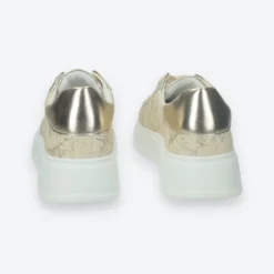 Sneakers><noscript><img width=
