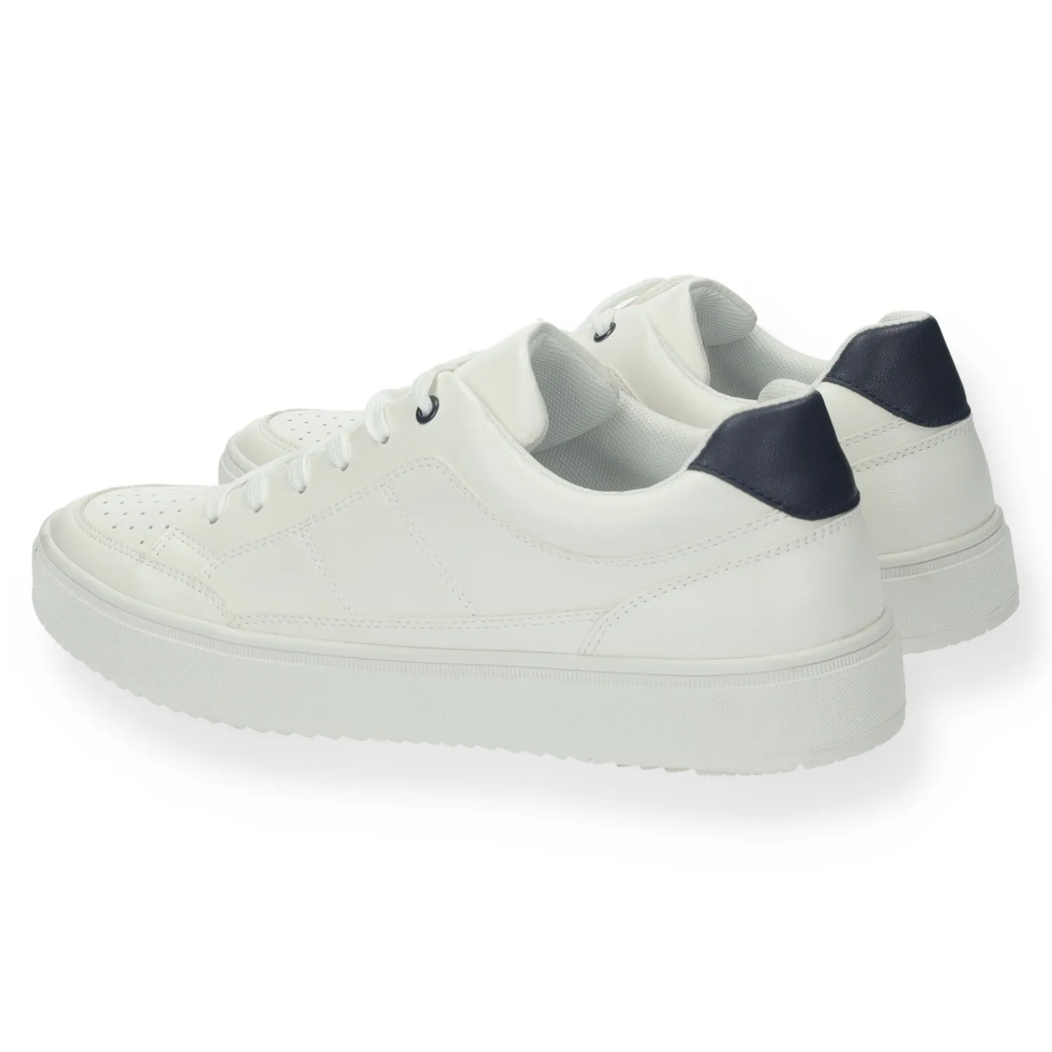 Sneakers>Tata Italia Sneakers con suola dentellata