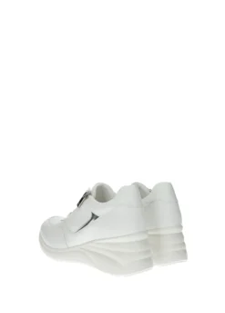 Sneakers><noscript><img width=