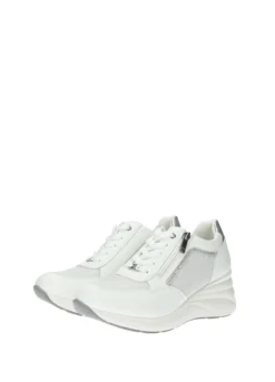 Sneakers><noscript><img width=