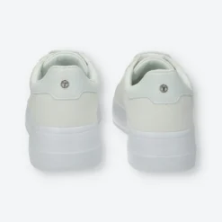 Sneakers><noscript><img width=