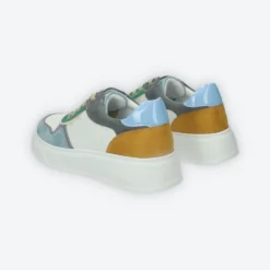 Sneakers><noscript><img width=